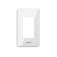 Mặt Công Tắc Panasonic WEGH6803CW-VN cho 3 thiết bị (Nhựa Acrylic ) màu trắng